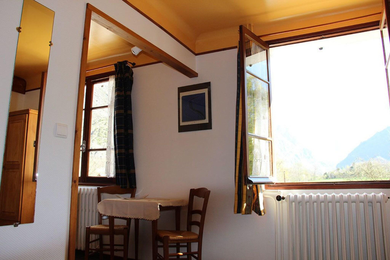 Bedroom 2, Hôtel le Val des Sources, Hautes-Alpes