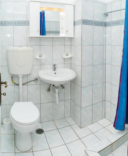 Bathroom, Anna's Studios & Apartments, Ionian Islands