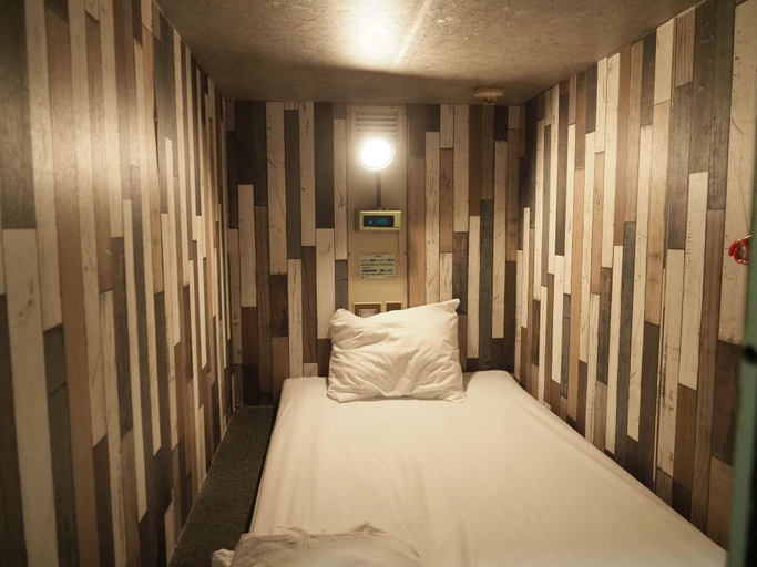 Bedroom 3, Capsule Hotel Block Room, Kita