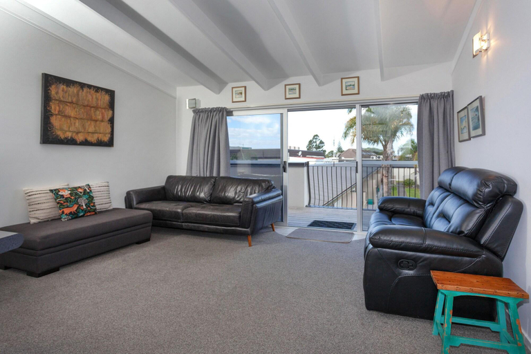 Bedroom 3, Palm Pacific Resort and Motel, Thames-Coromandel