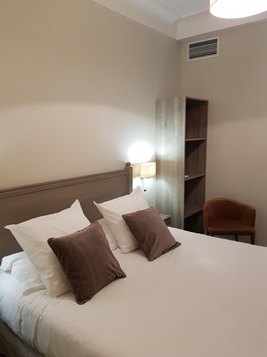 Bedroom 9