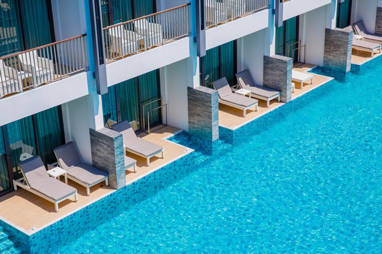 Swimming Pool 3