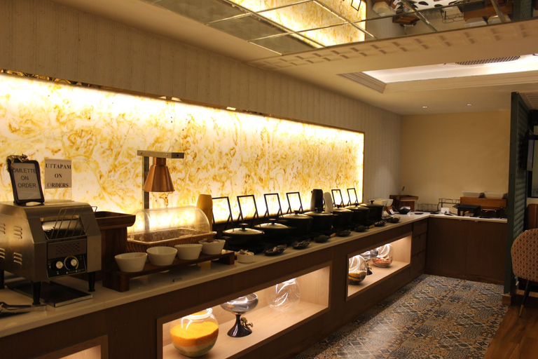 Food & Drinks 5, Atithi House, Gautam Buddha Nagar
