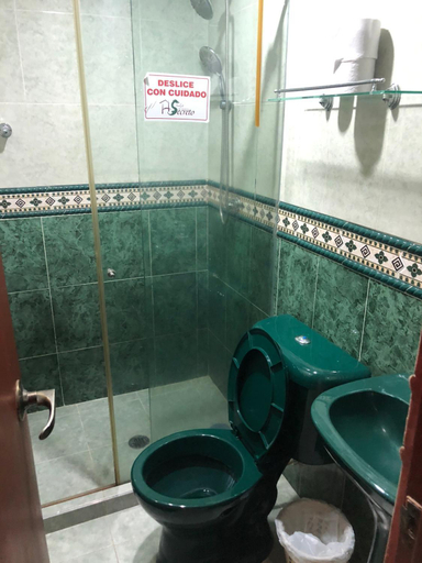 Bathroom, HOTEL EL OPITA NEIVA, Neiva