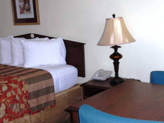 Bedroom 3, Jameson Inn Perry, Houston