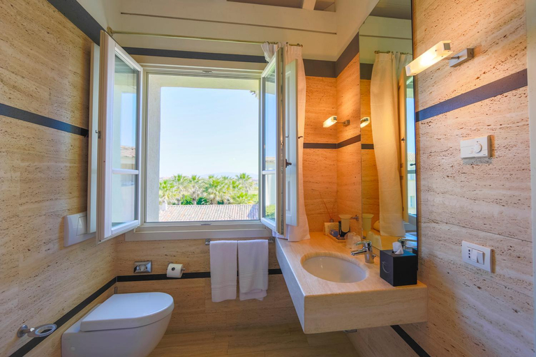 Bathroom 5, Tartheshotel, Medio Campidano