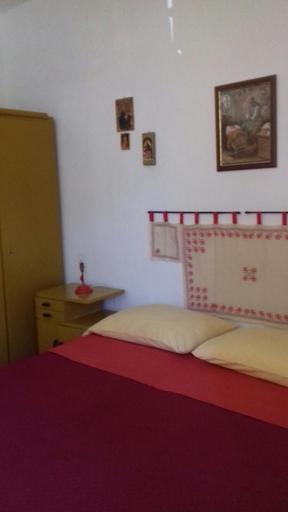 Others 2, Bed & Breakfast 5 Di Spade, Messina