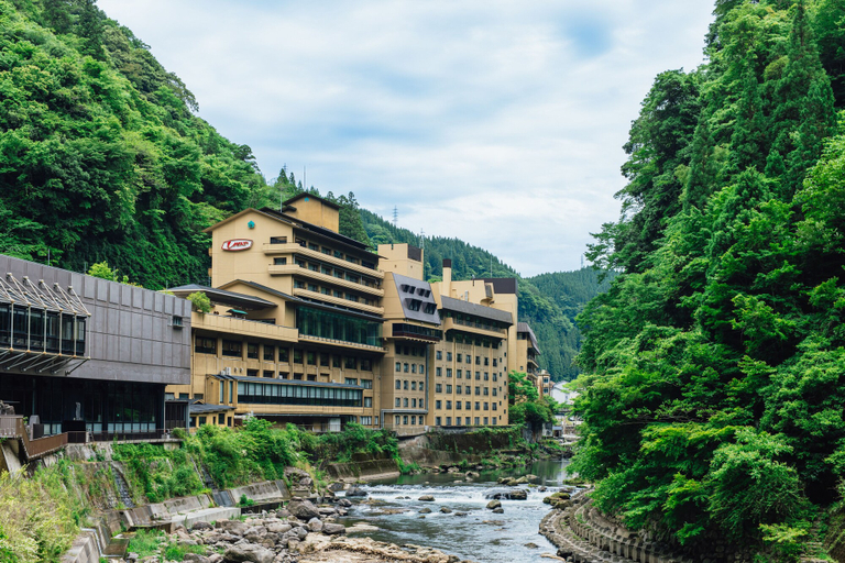 Exterior & Views 2, Tsuetate Onsen Hizenya, Hita