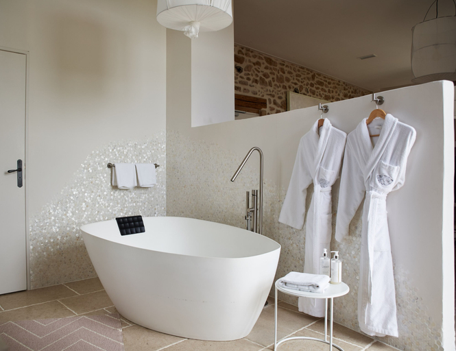 Bathroom 5, Domaine Tarbouriech, Hérault