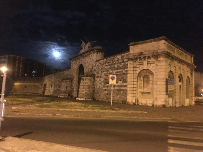 Exterior & Views 2, Da Linda, Livorno
