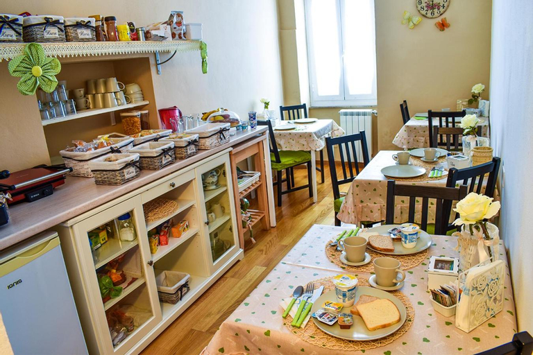 Food & Drinks 4, B&B in Piazzetta, La Spezia