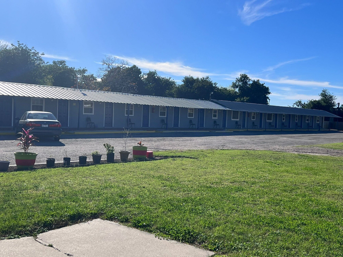 Exterior & Views 2, Budget Inn Motel, Refugio