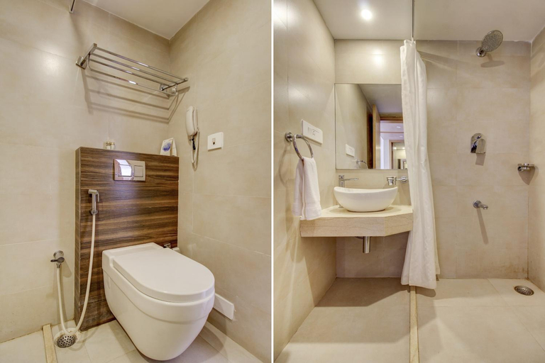 Bathroom 4, La Sara Regent, Bangalore