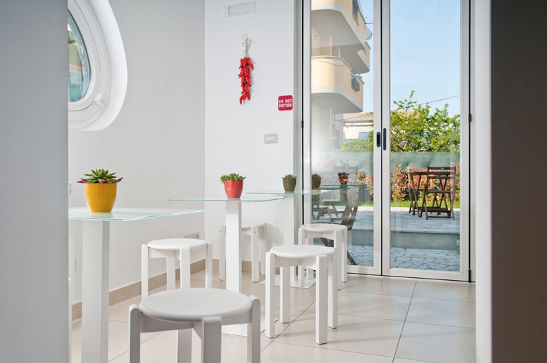 Food & Drinks 5, Bedrooms B&B, Pescara
