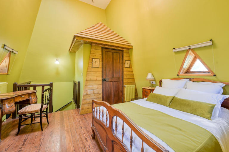 Bedroom 3, Le Petit Château de Barbizon, Seine-et-Marne