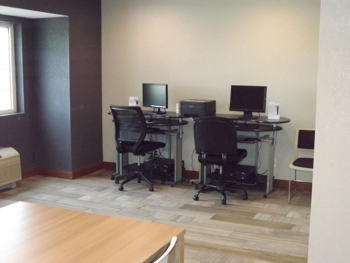 Public Area 2, Microtel Inn & Suites By Wyndham Ames, Story