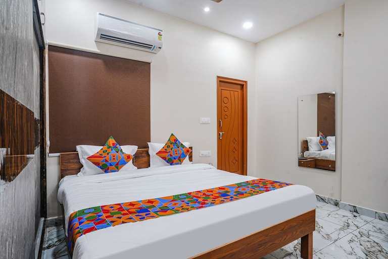 Bedroom 2, Fabhotel Perams Grand Inn, Hyderabad