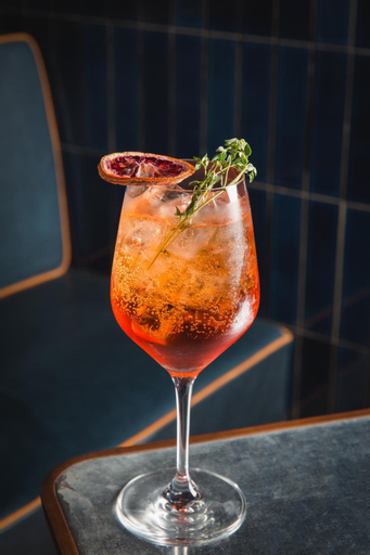 Food & Drinks 18