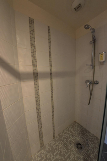 Bathroom 4, HOTEL CARTIER, Ille-et-Vilaine