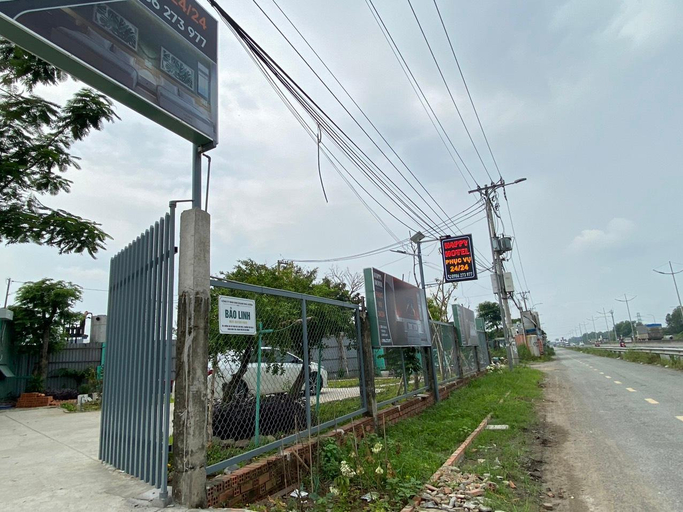 Others 2, Happy Hotel Bình Tân, Binh Tan