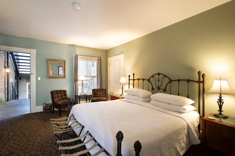 Bedroom 12