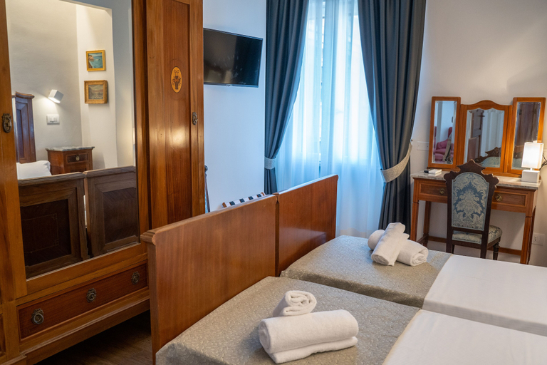 Bedroom 4, Residenza degli Speziali, Florence