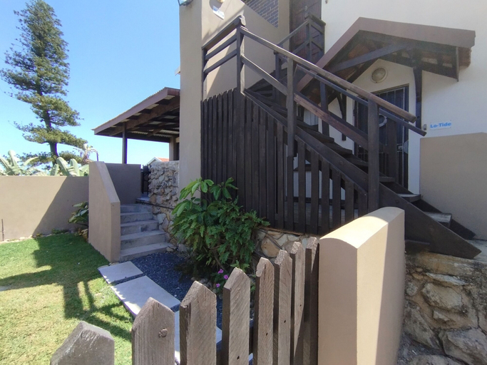Exterior & Views 2, All the Tides - Lo Tide, Ugu