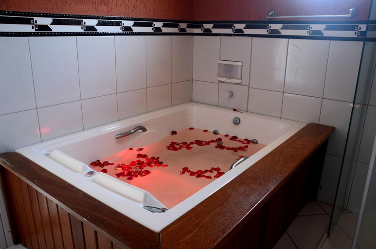 Bathroom 3, Pousada Kairos & Spa em Buzios, Armação dos Búzios