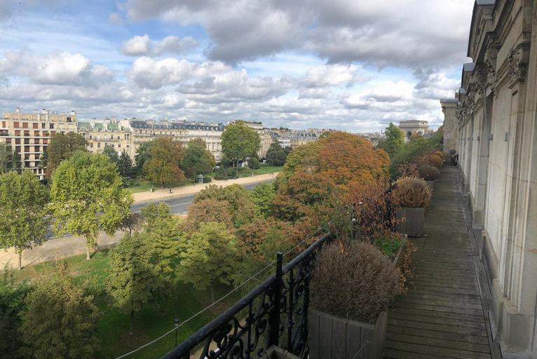 Others 5, ARC de TRIOMPHE - FOCH PALACE with AC, Paris
