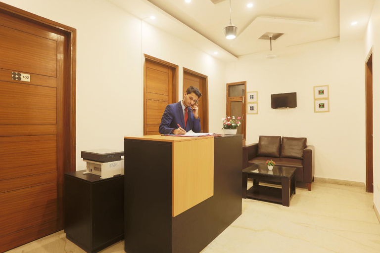 Public Area 3, Hotel Surya Palace, Gautam Buddha Nagar
