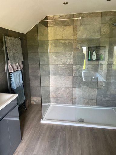 Bathroom 5, Waterside Guesthouse, Kent