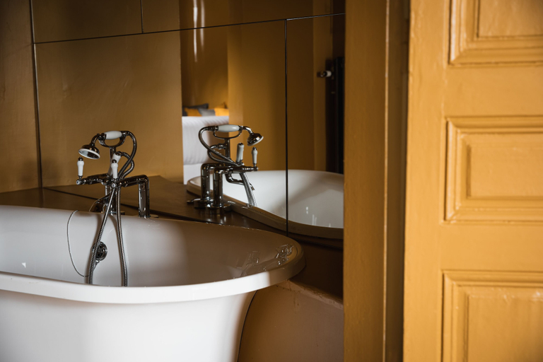 Bathroom 5, PieuX, Pas-de-Calais