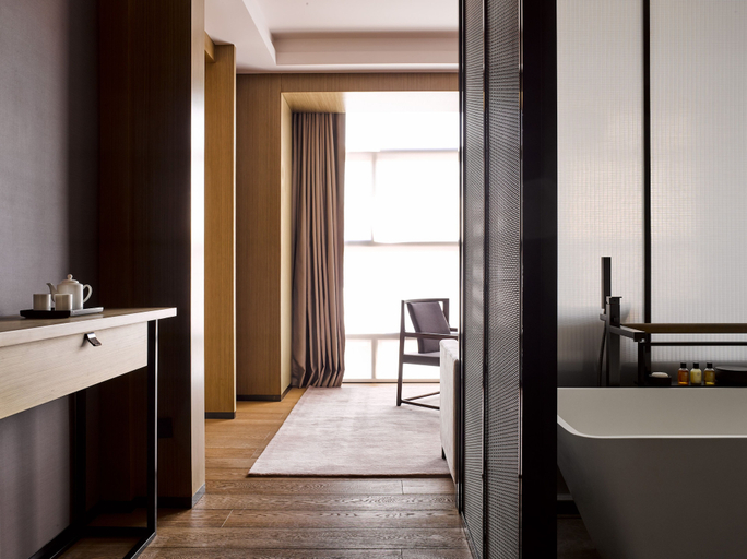 Bathroom 5, The PuXuan Hotel and Spa, Beijing