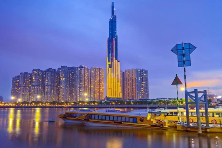 Vinhomes Central Park Skyland Apartment, Bình Thạnh
