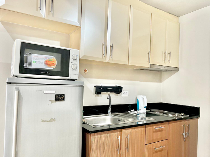 Others 2, Cozy Spacious Condo Hotel near NAIA Manila Airport Pasay, Pasay City