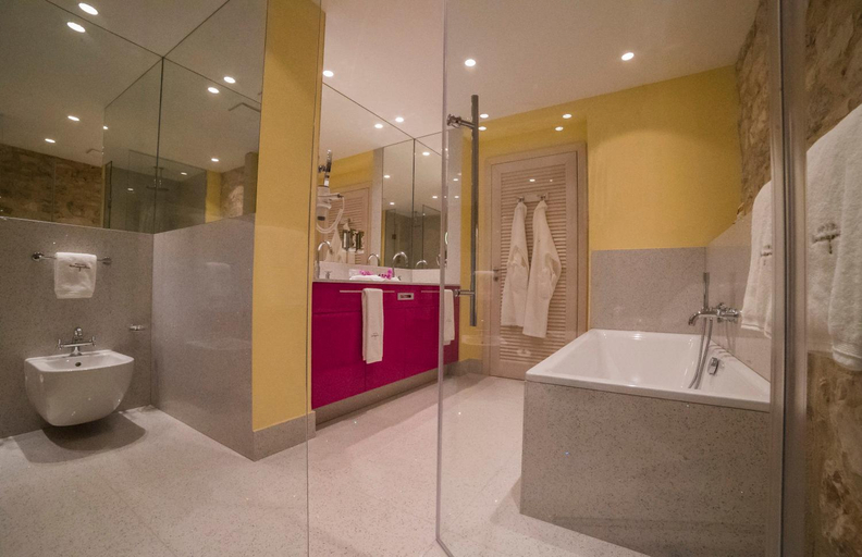Bathroom 5, Hotel Lemongarden Adults only, Sutivan