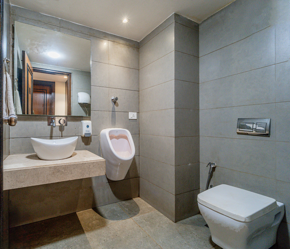 Bathroom 3, Treebo Premium Rester Select Kings Court With Pool, Calangute, North Goa