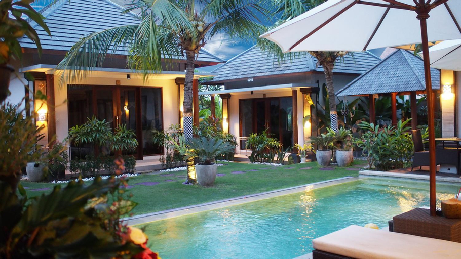 Swimming Pool 2