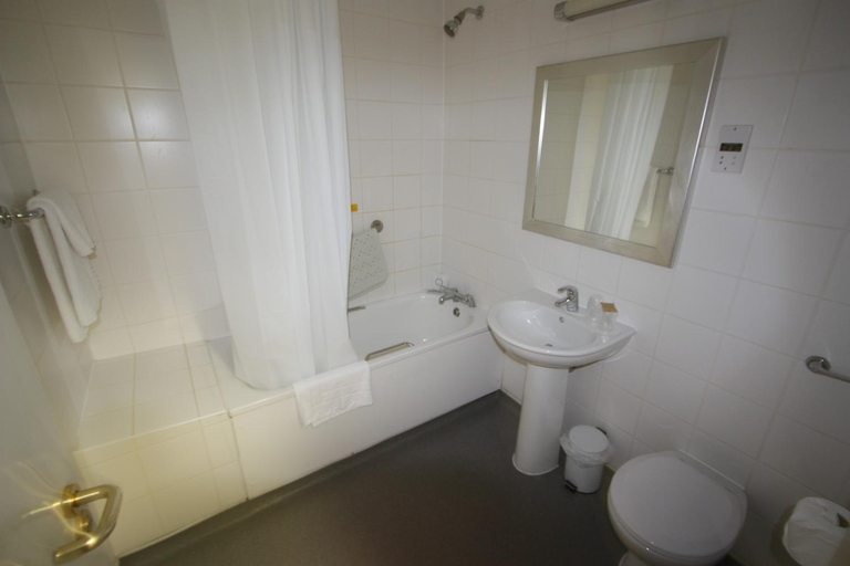 Bathroom 4, 247Hotel, Oldham