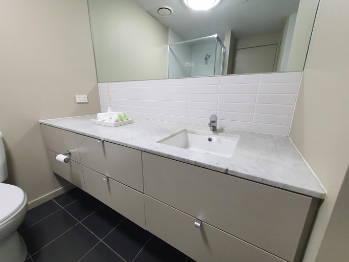 Bathroom 4, Harbour Escape Apartments Docklands, Melbourne