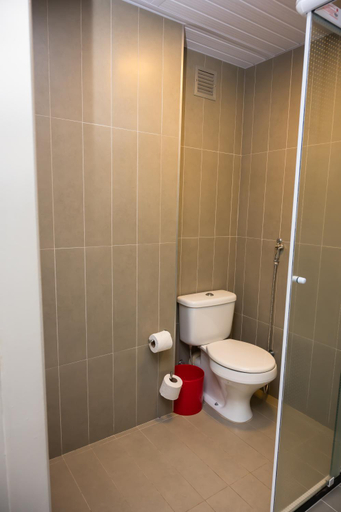 Bathroom 4, Ibis Ribeirao Preto Shopping, Ribeirao Preto