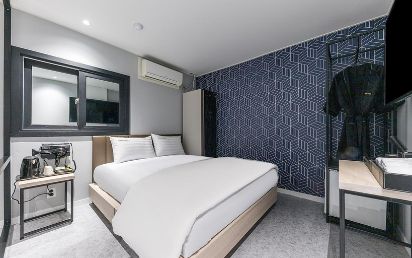 Gyeongsan Hotel Haru, Dong