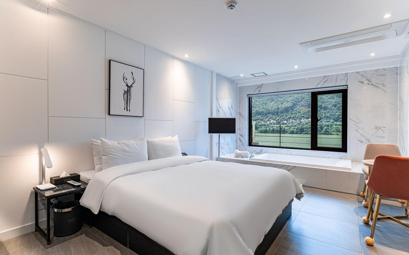 Others 3, Yangpyeong The Amber Hotel, Namyangju