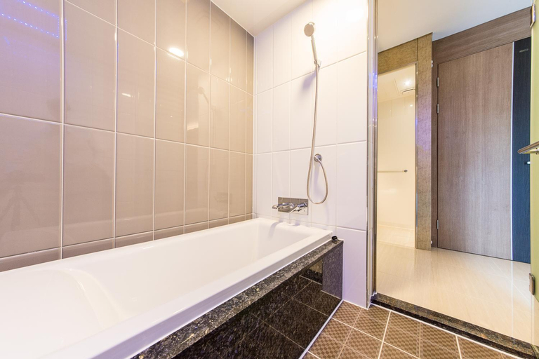 Bathroom 24