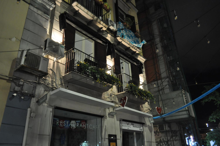 Others 2, HSUITE, Napoli