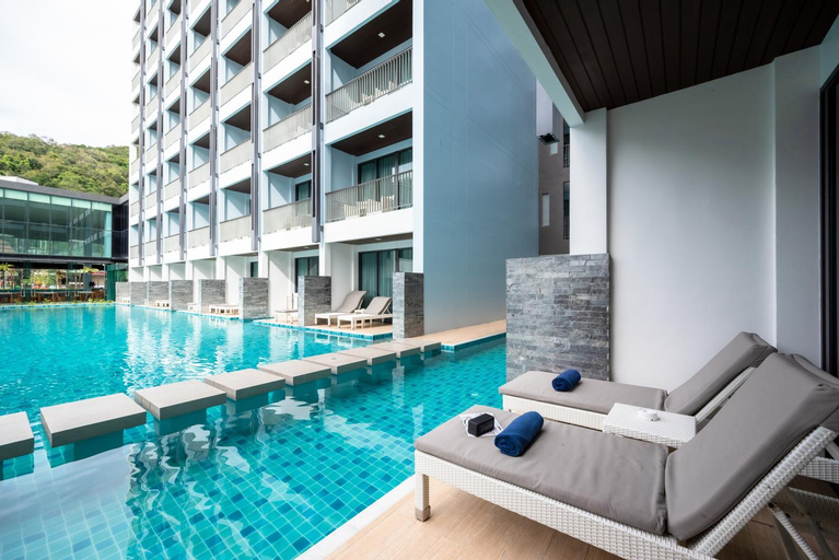 Swimming Pool 7