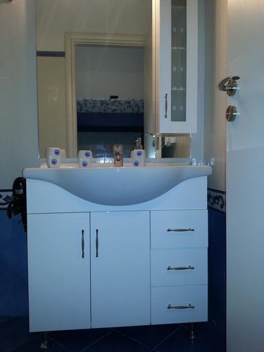 Bathroom 3, Bouganville Studios Stegna, South Aegean