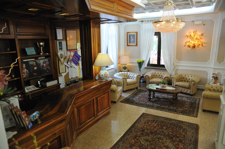 Public Area 2, Hotel Savona, Pistoia
