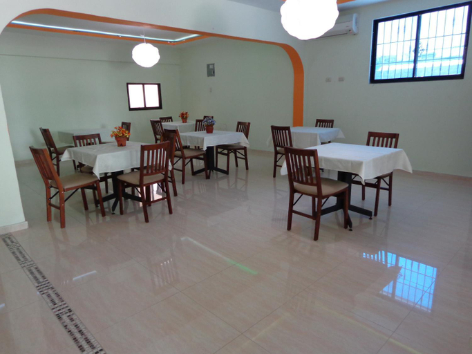 Food & Drinks 5, Hotel Renacer, Distrito Nacional