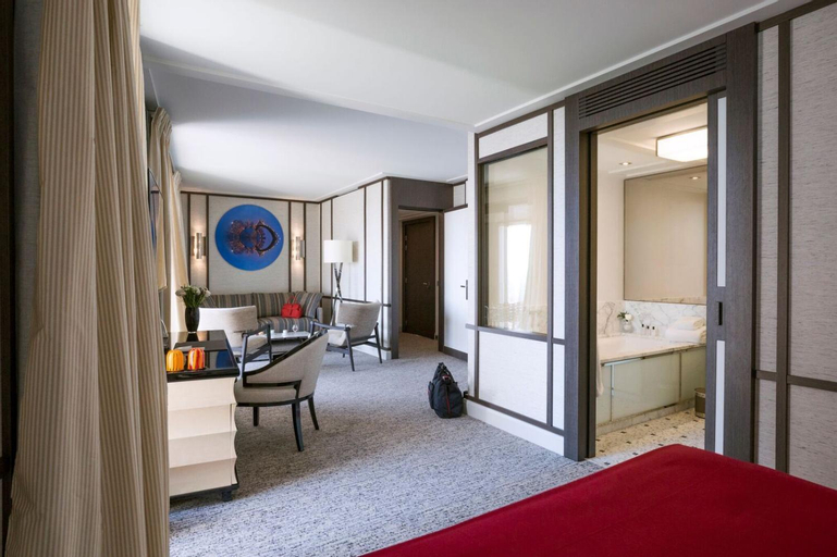 Bedroom 30